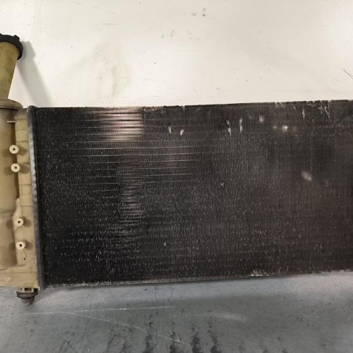117412824-2d436ec9-665d-4238-a93c-cf87666c6498-Piece-Radiateur-eau-46788046-FIAT-PUNTO-2-PHASE-1-030603f0e7b613df92fc2553eb54bc51e231759c3cab6f1d523034d71d8749a9_m.jpg