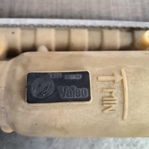 117412824-fb55b1f3-5d8f-487e-9077-611b5fc3bb74-Piece-Radiateur-eau-46788046-FIAT-PUNTO-2-PHASE-1-0bbc0a43fcd4304e7bb9325fb42f6e475dac1c2330bc3b2f5e090123cf81b9e9_m.jpg