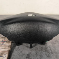 117552527-d289df00-813e-4a5c-a165-479f2a16cd59-Piece-Air-bag-conducteur-4112JA-PEUGEOT-207-PHASE-1-e1bc472135a2e9723b3b8bc7a5d67ec899e85803e815bd93f77ff869375df56f_m.jpg