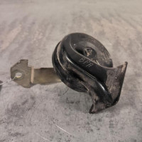 117552540-c71e1229-0503-43f7-bd4c-c5002ab52005-Klaxon-6236L2-PEUGEOT-207-PHASE-1-066e61797c359a9d43a14212b2d013247610f220d15467dac35293cedcb6fa34_m.jpg