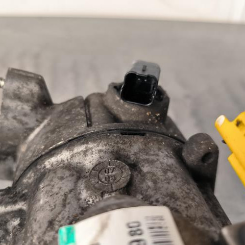 117552891-dae196d5-2659-4411-b203-6e92dbe4b8a2-Piece-Compresseur-clim-9651910980-PEUGEOT-207-PHASE-1-b9736ef87dfe5547eb71d5f78bdd5510c4377298e2ee3aa10c6cb0bf98f4941d_m.jpg