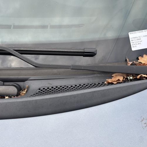 Bras essuie glace avant gauche