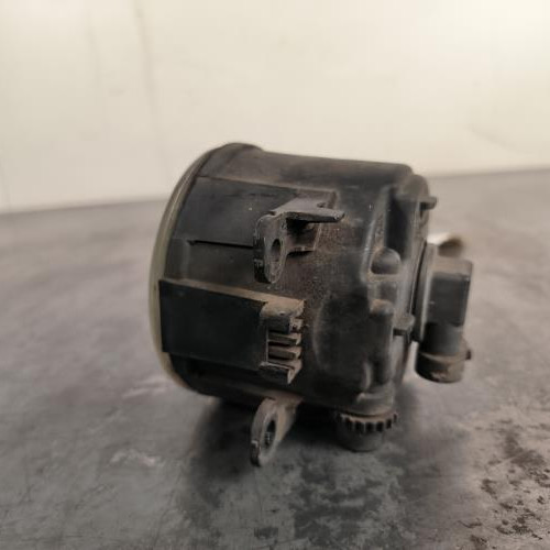 117843024-42599c74-922c-4524-9fa6-bc06fccedf7f-Piece-Anti-brouillard-droit-feux-8200074008-RENAULT-SCENIC-2-PHASE-1-7429c04375f1d653e73775e0a48959cd15e28f5d3185472972229e652e33a399_m.jpg