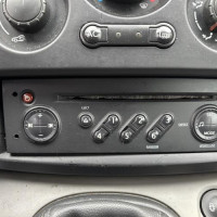 117843981-d406c86d-f2ba-421b-932d-7c79aae6c8c7-Piece-Autoradio-dorigine-8200607918-RENAULT-SCENIC-2-PHASE-1-3847b2234e4d7eb9acc4ec9e20ab21a7042a4bf65eb0aa612533ef1123aaf6d8_m.jpg