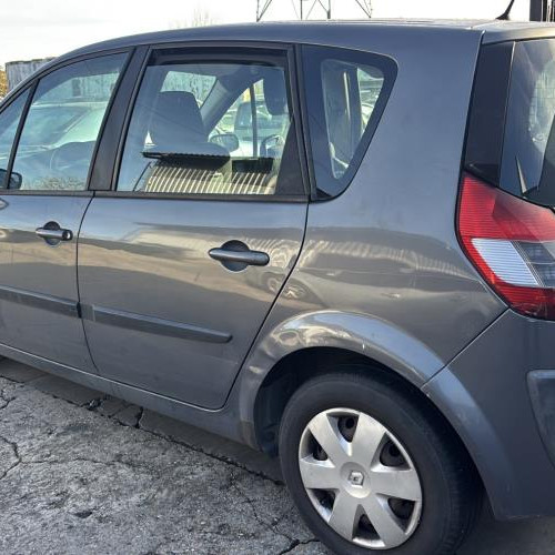 Vehicule-RENAULT-SCENIC%25202%2520PHASE%25201-2006-8a96f87ab2f536798bad79264e9de91a11598a25dc9e5cdc1ccf43f13a10e7db_m.jpg