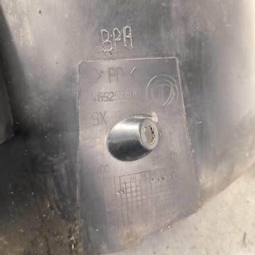 117856545-cff05e7e-5c91-4274-8b2b-15fb400d2d09-Piece-Pare-boue-avant-gauche-465253313-FIAT-PUNTO-2-PHASE-1-ace857aa153c7513b7455c384691d3ade48fcd57cb411366b6c4fbe92ce33c5f_m.jpg