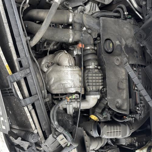 Vehicule-PEUGEOT-308%25202%2520PHASE%25201-2015-245ae06149ba0dbbda2cdd27b9ab25e9596bdf192d041cee1ea463ac4b7deb56_m.jpg