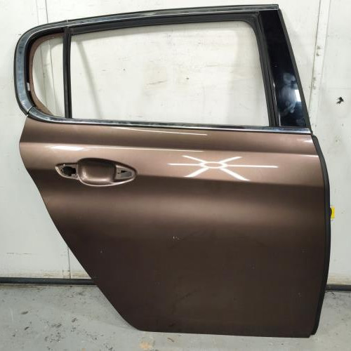 Porte arriere droit