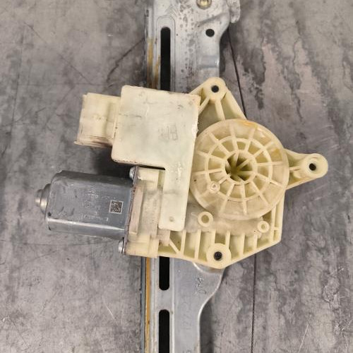 117859168-f2a5b834-0ae1-49db-b13b-713f2247f8c3-Piece-Leve-vitre-electrique-arriere-droit-9826080380-PEUGEOT-308-2-PHASE-1-ac3ac34ba268639391b98d72741554aef7a9d155c70b415aecc704ee11aab1e5_m.jpg