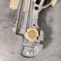117859168-b3741a18-71e9-4819-8c89-b417da2cf2e0-Piece-Leve-vitre-electrique-arriere-droit-9826080380-PEUGEOT-308-2-PHASE-1-f250bc445d883ae16dded5876d60c762afc67d9585d4f23eff6f3522209c5b17_m.jpg