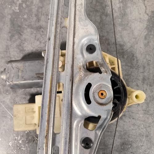 117859168-853f2e46-5fd0-408d-82c8-e3fc5dbf2136-Piece-Leve-vitre-electrique-arriere-droit-9826080380-PEUGEOT-308-2-PHASE-1-acde1d814f5595c5f43fc94bdb32f19b28c63b55c644d009fe4544fc0be8f86b_m.jpg