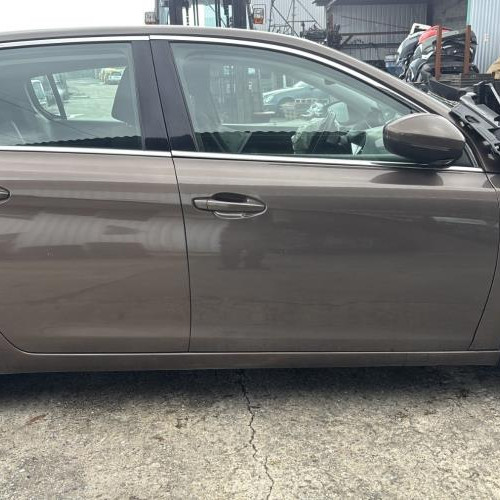 Vehicule-PEUGEOT-308%25202%2520PHASE%25201-2015-5ee7197dc2786308eba5d7c5e131b95369815a38e4e2561a98bab67472cacf5d_m.jpg