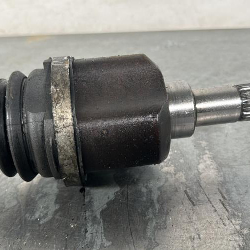 117859475-f54c2c80-2406-4802-8a51-efdb6f48230e-Piece-Cardan-gauche-transmission-9820471280-PEUGEOT-308-2-PHASE-1-7e0d6253cc6d7440bb462df5e60593c143f22f69f6f6acae594bcd432ce0d0ae_m.jpg