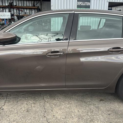 Vehicule-PEUGEOT-308%25202%2520PHASE%25201-2015-52705baa12c05cca2beff41de9e5d51790922e1153843244ad66dcdc6aa58c3f_m.jpg