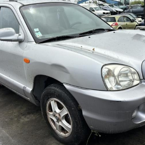 Vehicule-HYUNDAI-SANTA%2520FE%25201-2003-4438be917fd955f354a406338f1a3f6b7f8e55c93e3a4d32ce9494eeda391379_m.jpg