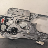 117864488-cb8486b0-272a-4949-90ec-10ef6e16b656-Piece-Leve-vitre-electrique-avant-droit-8240626000-HYUNDAI-SANTA-FE-1-b7785de295b19a801880736f3ccba4f81f4f2c029c21c7f1b79311c8fa6fd836_m.jpg