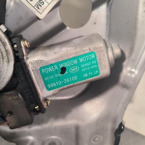 117864490-1820a50b-a73e-4d8a-8dbf-0bc44766dc10-Piece-Leve-vitre-electrique-avant-gauche-8240526000-HYUNDAI-SANTA-FE-1-a890c9df6199ce6683f590167c68243d3bf639d7bf59038743f4382a9d8b89e1_m.jpg