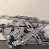 117864490-a3212b89-6ec1-4429-b991-76a175297802-Piece-Leve-vitre-electrique-avant-gauche-8240526000-HYUNDAI-SANTA-FE-1-be14c458b72d8ad3e325aec39d4d6b26c42dd565a3c93bac0b77dc53540a09c4_m.jpg