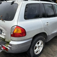 Vehicule-HYUNDAI-SANTA%2520FE%25201-2003-7b9da28da7714e74286cbfecacf5c8f8f338069cd1c71665a6381c1d84f4a939_m.jpg