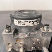 117928788-c496500a-4c00-46eb-9d53-10598646ec05-Piece-Bloc-ABS-freins-anti-blocage-06210976503-MAZDA-CX5-1-PHASE-2-f43cc75ba0f1f3e2f299e0cb447c71207a345947e7b6273b69c6e5d1e682da3e_m.jpg