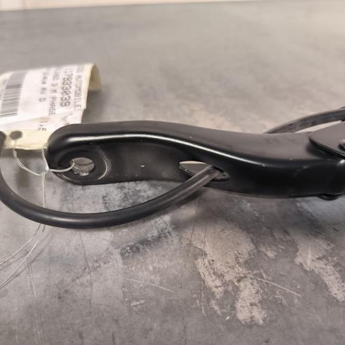 117933039-6569c411-3161-4338-9c71-93eb1cdaa263-Piece-Bras-essuie-glace-avant-droit-9820344180-CITROEN-BERLINGO-3-M-PHASE-1-ab263f9d413f5b810b247f1a3651b882b356d1590451dcf44a299e8921184b92_m.jpg