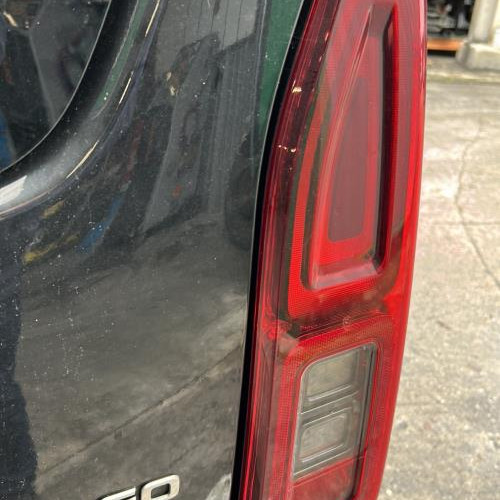117933054-ec408b74-a16c-41cf-9a9d-1b22aa9e460c-Piece-Feu-arriere-principal-droit-feux-9820555080-CITROEN-BERLINGO-3-M-PHASE-1-04a305ac35925faec99e6300dd5b64e5ef52982036cf81acb4ab539bedaad0e4_m.jpg