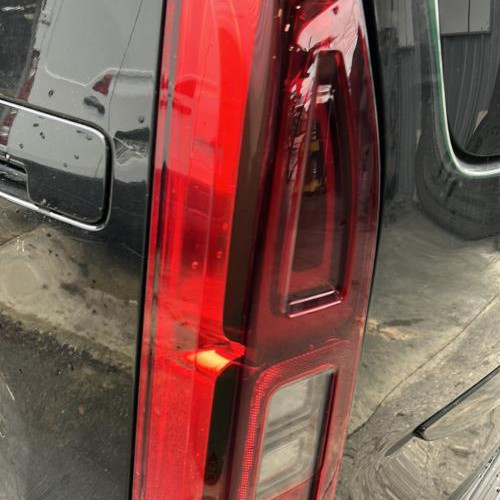 117933055-d36da7e8-db9e-490a-b901-70eb919029dd-Piece-Feu-arriere-principal-gauche-feux-9819649280-CITROEN-BERLINGO-3-M-PHASE-1-b185d996af4d25e96c616b4c77cf56284ff83054334fd530328ff77688a461a0_m.jpg