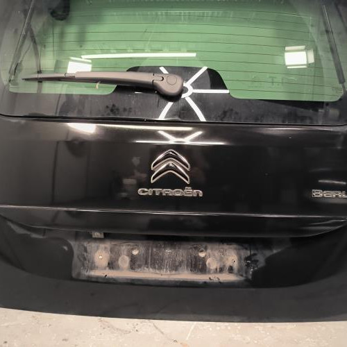 117933058-56d2df76-b5ed-415b-963e-5d300a36d7f6-Hayon-arriere-9859549380-CITROEN-BERLINGO-3-M-PHASE-1-00cb10d7b97bbc330c0efe77eda57e49aa59c23d6bc3483e97f49073e30b52b3_m.jpg