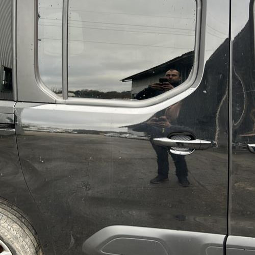 Porte laterale droit