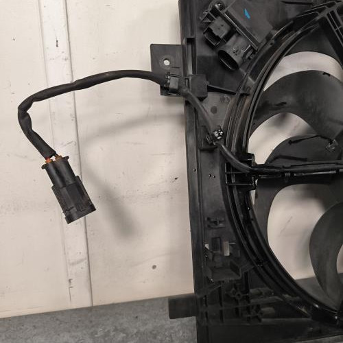 117937561-a4ba822d-86e5-437f-a177-cbe56a6c28b7-Piece-Ventilateur-eau-9832930080-CITROEN-BERLINGO-3-M-PHASE-1-6fef25165c486746c837be0251d3fe9cc2961518b705cd8c15be2f980f0f208a_m.jpg