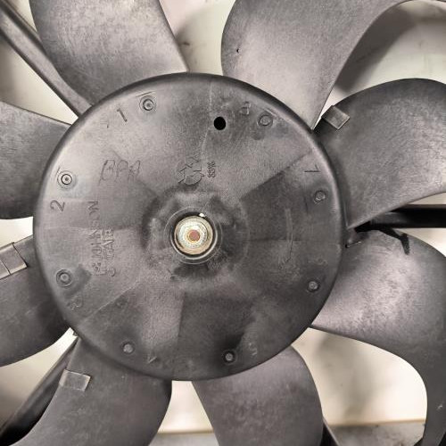 117937561-b58fa6a3-c5fe-4756-8393-f9771b68f2fd-Piece-Ventilateur-eau-9832930080-CITROEN-BERLINGO-3-M-PHASE-1-75acb64059d28f894668edd0a9c3badd37925d0832063dc2cca23c3d6c1368dc_m.jpg