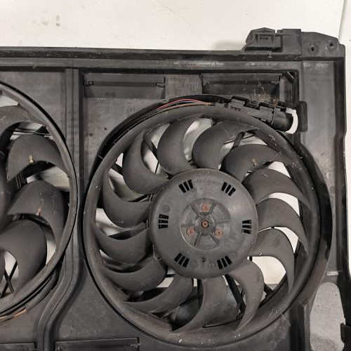 118012596-2b3ca537-7e1c-4731-a1a9-1f193bffb618-Piece-Ventilateur-eau-4E0959455H-AUDI-A8-2-PHASE-1-bd75a9c2f2de59c262d4c2e010256b5d0806c43a0ac88d1dbdd744eca8f1fbb3_m.jpg