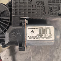 118023014-8c24d940-e3e5-4f04-88ee-078835c14413-Piece-Leve-vitre-electrique-avant-gauche-00009221CV-CITROEN-C4-PICASSO-1-cc18a6d871437c4a5f906b96b9874d422ec3039d3ea0af4c52c67bcc3a8f9e1b_m.jpg