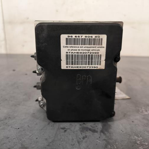 118023124-ddd6d07d-5bc3-4a86-b3a3-476eb663b5f9-Piece-Bloc-ABS-freins-anti-blocage-00004541QE-CITROEN-C4-PICASSO-1-77f1897514cabfe3bc52f03c756fbae25eb961dece4fa49639c5c116513d29f6_m.jpg