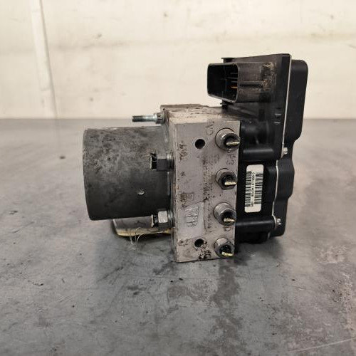 118023124-2f9109b9-de3d-4e32-9185-4a48657fe79b-Piece-Bloc-ABS-freins-anti-blocage-00004541QE-CITROEN-C4-PICASSO-1-7d1a39aeb67ed618a32f8e619f638a9bb0b1ea602b0758f63ad5d735658c8f8f_m.jpg