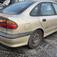 Vehicule-RENAULT-LAGUNA%25201%2520PHASE%25202-2000-d58a703a5475eae23af81c58869211343667ffd65b0f53e73d5ad2b8a4492878_m.jpg