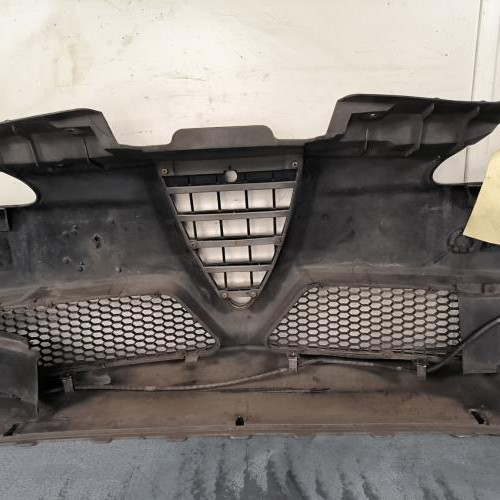 118385856-a294ed2c-e867-40ef-b7a1-7fa7638ce839-Piece-Pare-choc-avant-71777517-ALFA-ROMEO-147-PHASE-2-e2efc50ea34248edb026ef8c1898c0619c2d34006153e995b3b84c923185fb7c_m.jpg