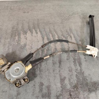 118386439-69cc5b48-3319-4562-bf0b-feb129d45d6e-Piece-Leve-vitre-electrique-arriere-droit-46739794-ALFA-ROMEO-147-PHASE-2-2c0317d9d67c1dc31518eb40e3a4c319f7dc99f3f17a50011eceecd4c3f53491_m.jpg