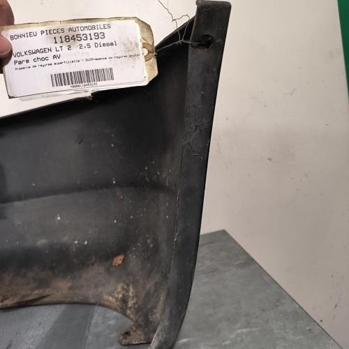 118453193-1f09e568-14b8-4e15-a388-6d5030c2eb03-Piece-Pare-choc-avant-VOLKSWAGEN-LT-2-c4cf39a96b513d1615e7a9c6639131f1135d0d78bb5eb67149db7ad62831e410_m.jpg