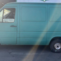 Vehicule-VOLKSWAGEN-LT%25202-1999-903043af28b23229067a93bcb1a9d6a587bde024ea0baa8a3d19917c564565ef_m.jpg