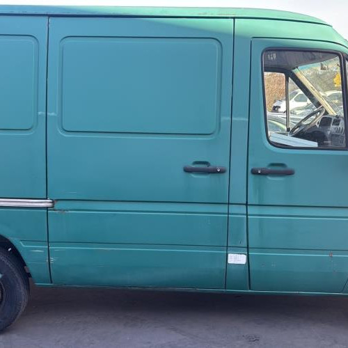 Vehicule-VOLKSWAGEN-LT%25202-1999-90f00b77894c7ca6cc24d374a23822f579d25f1ecfe52b975a36ae03a264cf6f_m.jpg