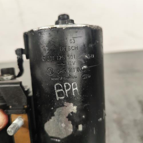 118454768-03ac8522-2685-4b13-aba1-95257a15c88e-Piece-Demarreur-VOLKSWAGEN-LT-2-a5f3ec9ae28ba6b119fa4fde1d3a1722b7c94718ea82ea56331a4a92083438a9_m.jpg