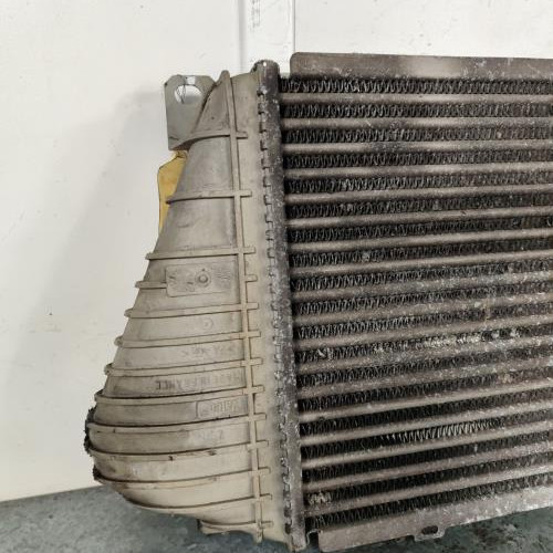 118454769-bcf8f7ad-c28d-4a40-9635-3cc248ec44c0-Piece-Echangeur-air-Intercooler-VOLKSWAGEN-LT-2-f4f19be248f4490e62b540b0af159d3fa917c08a2586d34aa6dc2b1d6aff869c_m.jpg