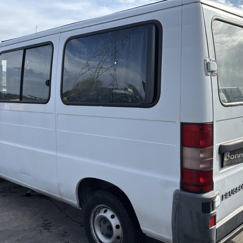 Vehicule-PEUGEOT-BOXER%25201-1996-2a027994b96c2a5130fbf99b3e1a96f137cfb4436d9244462fd41c0b2c12a5af_m.jpg