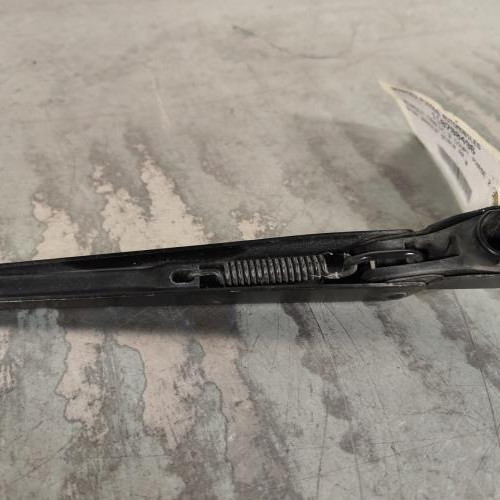 118780496-55d336ba-e807-48b5-a938-d4311b94bb4b-Piece-Bras-essuie-glace-arriere-288810257R-RENAULT-TRAFIC-3-COURT-PHASE-2-509a4cdbddddaa7efd34836c12c911a0e6cab0a2588b67f866116aed50e84e52_m.jpg
