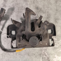 118780531-5f270197-2c97-4379-87f1-fc6ddf407e48-Piece-Fermeture-de-capot-656013455R-RENAULT-TRAFIC-3-COURT-PHASE-2-c1236e232478bdb07475fb2c97fd819a98af151c8d5758ddc1be340d05e2582d_m.jpg
