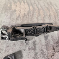 118780558-dbdc770d-2fc5-4d4d-a228-5cc6bf7512e4-Piece-Poignee-porte-avant-gauche-806079436R-RENAULT-TRAFIC-3-COURT-PHASE-2-3c65356f180d47d32993a009b15752fa320968717e046bcba4cfefe5d5226b1d_m.jpg