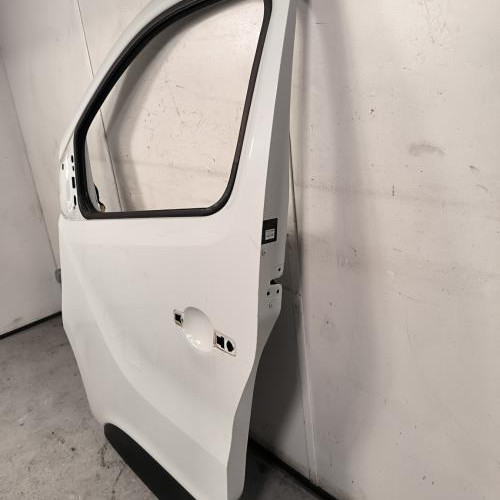 118780565-980e9900-a338-4f4f-a266-efdc71421ed0-Piece-Porte-avant-gauche-801015693R-RENAULT-TRAFIC-3-COURT-PHASE-2-28b1b8988a6149a993e898d17bebf9576620ff3a950ebd72bc360b7206a0a0d6_m.jpg