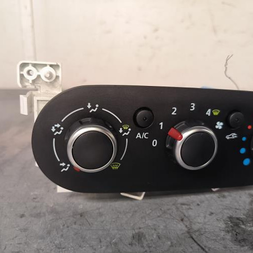 118782391-ab1dfe15-c9f6-478b-a1a1-052d40af5d4e-Piece-Commande-chauffage-275109895R-RENAULT-TRAFIC-3-COURT-PHASE-2-64e7438b02ea8336cc8bfcf9d2995e2f535fe31fe50e8e5e26de4eb6dca07b9c_m.jpg