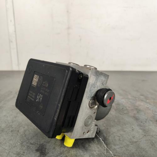 118783207-90607b2c-ad0e-497b-8fac-c9178df4ac12-Piece-Bloc-ABS-freins-anti-blocage-476609775R-RENAULT-TRAFIC-3-COURT-PHASE-2-5263e69657d8d12be0e5797e64c31e248205aece34025513f414032c0f357de8_m.jpg